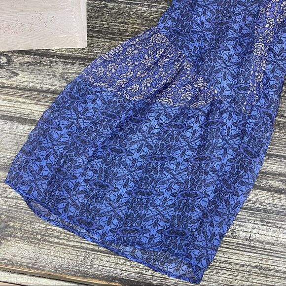 Ellie Tahari Blue Sheer Silk Blend Print Ruffle Bell Sleeveless Blouse Top S - Picture 6 of 8